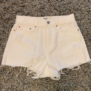 BDG High Waisted Girlfriend Short